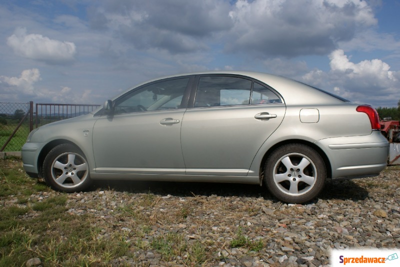Toyota Avensis  Liftback 2003 diesel - Na sprzedaż za 17 000 zł - Krosno