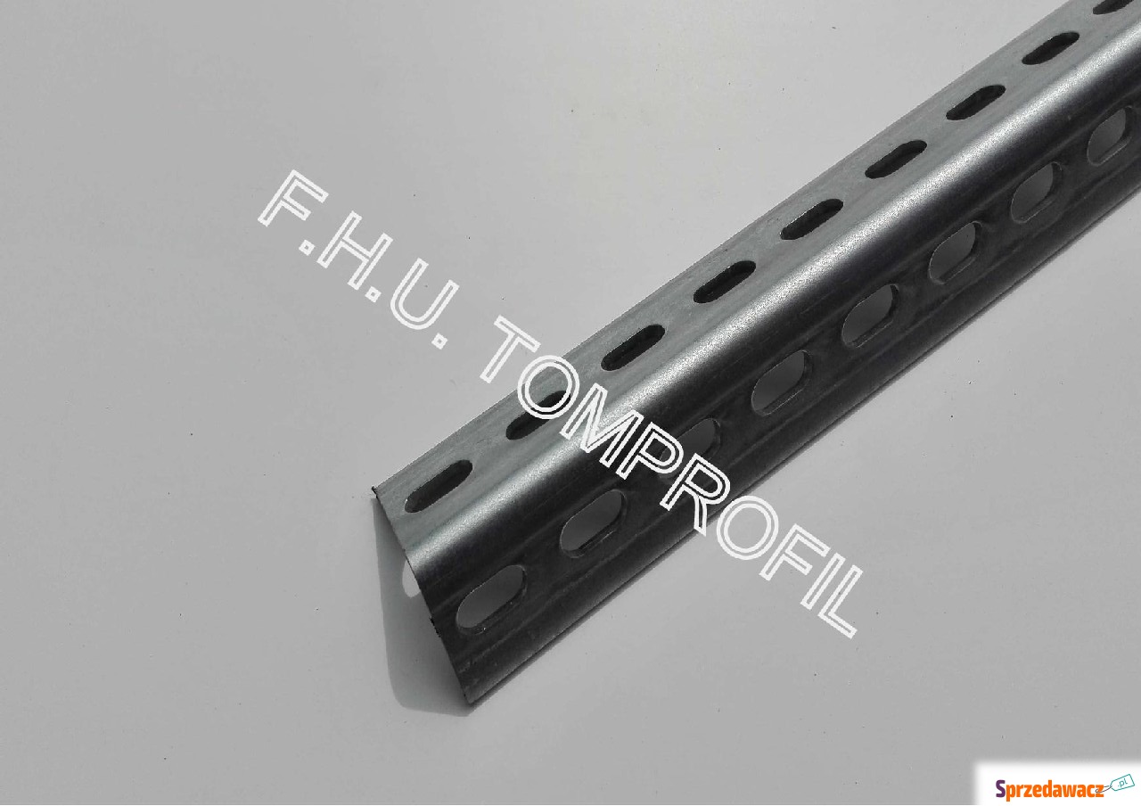 Kątownik perforowany 35x35x2mm...